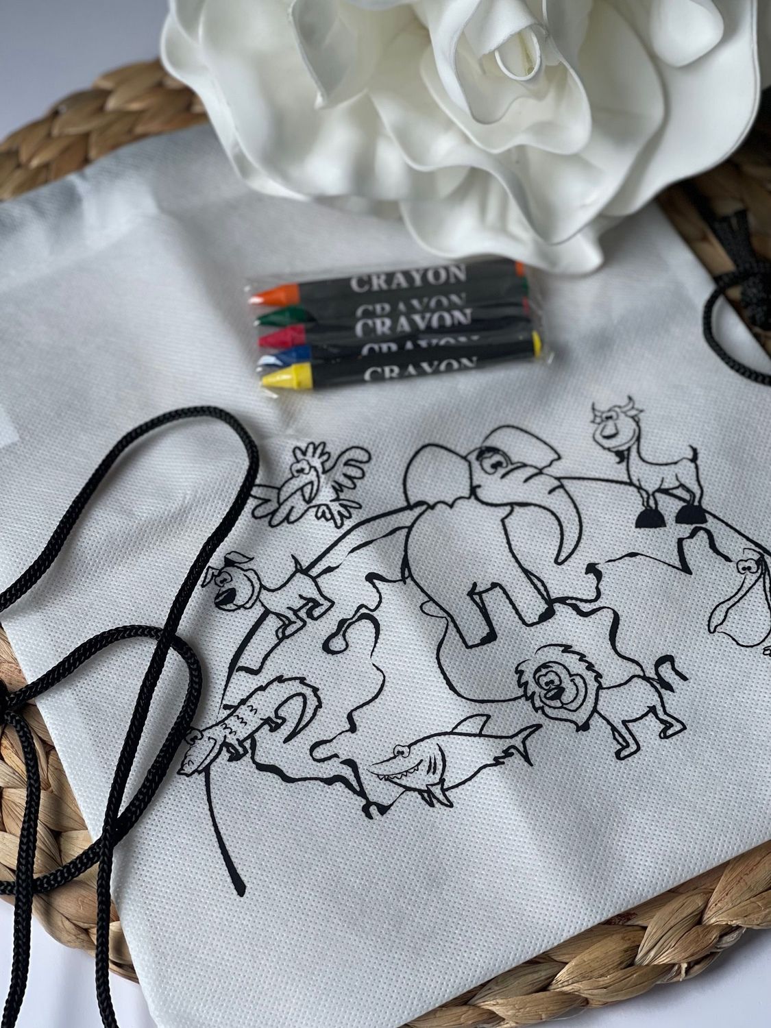 Para Crianças - Mochila com cores para colorir