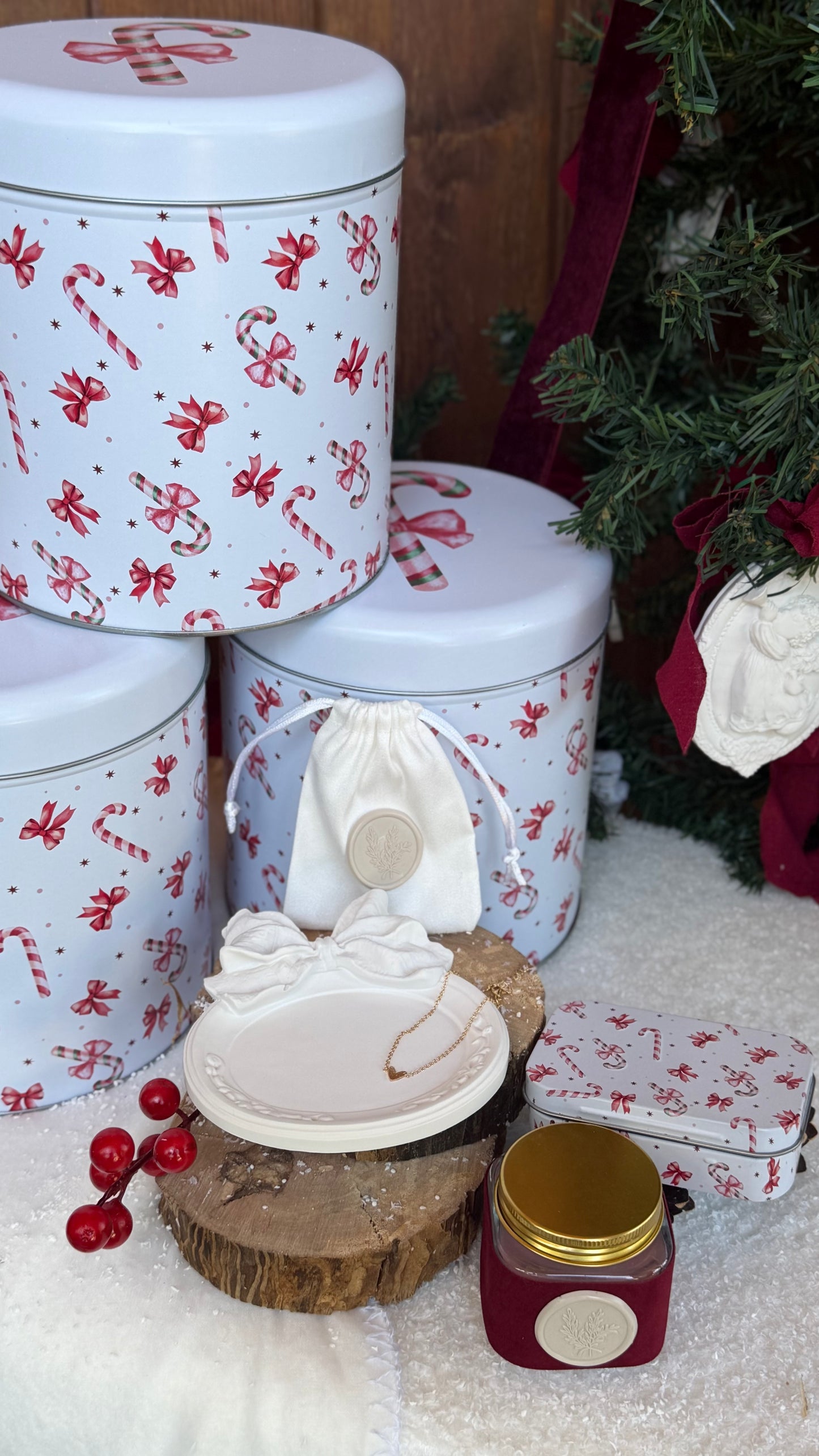 Laços de Natal | Lata Natalícia com Peça Decorativa em Gesso Perfumado
