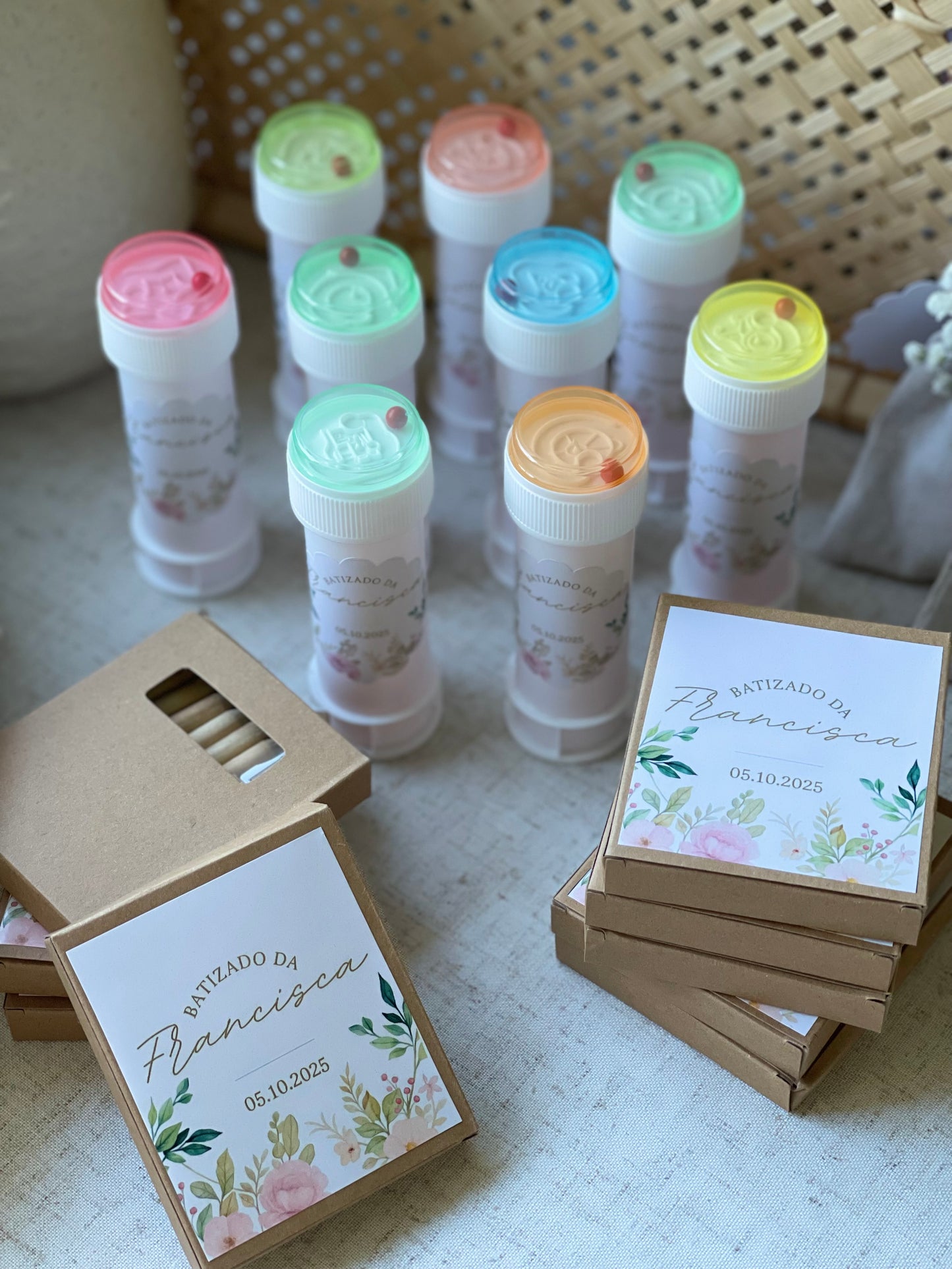 Para Crianças - Lápis de Cor com Desenho para Colorir