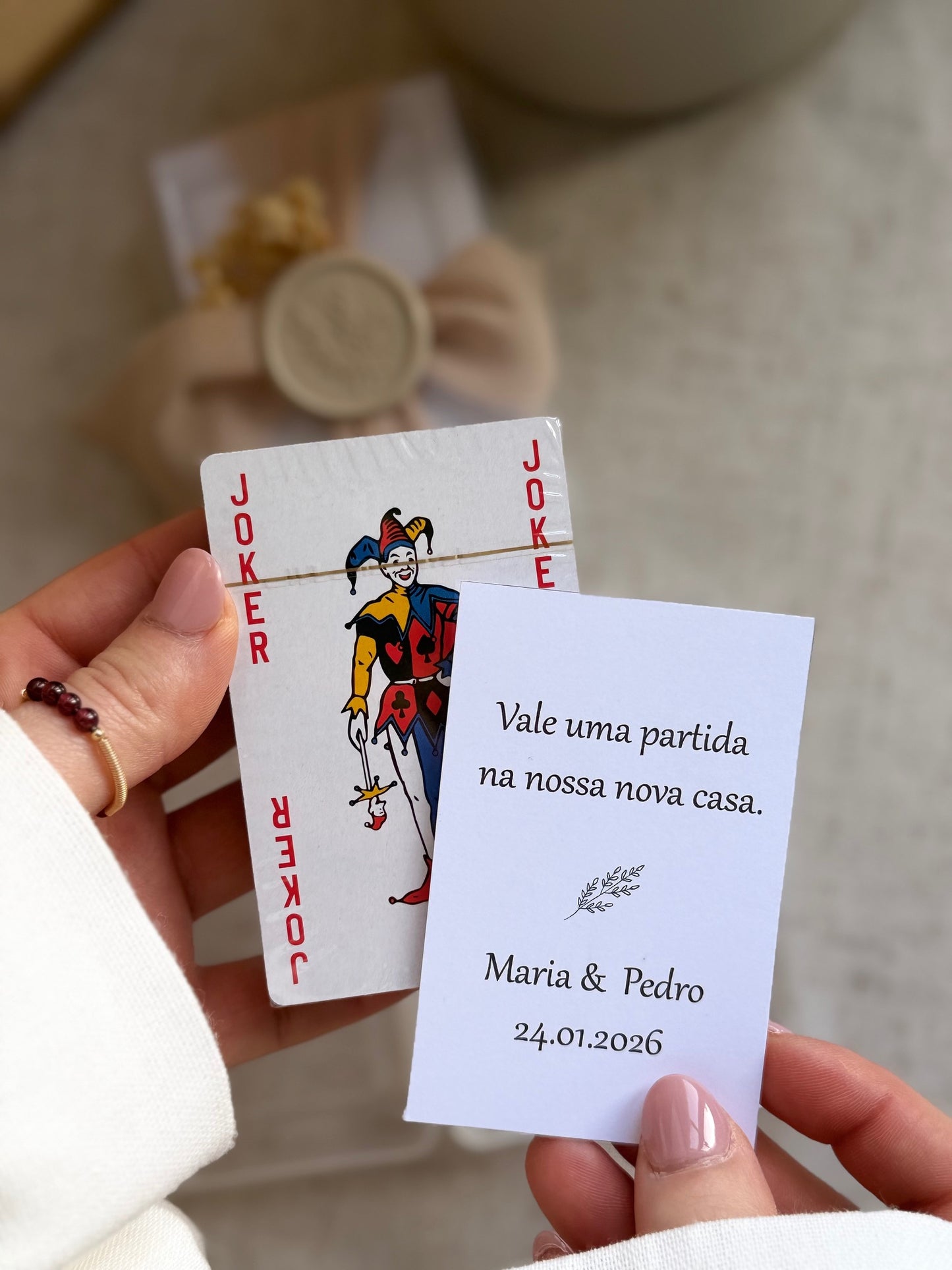 Jogos - Baralho de cartas c/ caixa transparente