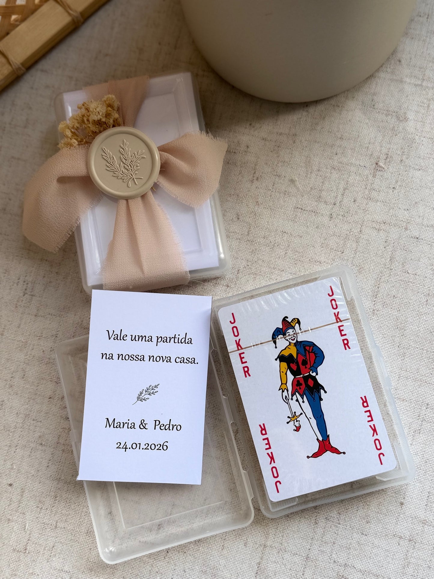 Jogos - Baralho de cartas c/ caixa transparente