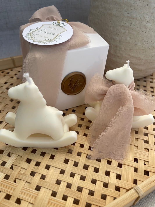 Vela Artesanal - Cavalinho com laço