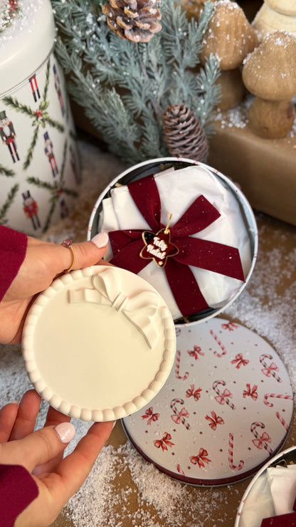Magia em Laços | Lata Natalícia com Bandeja Decorativa