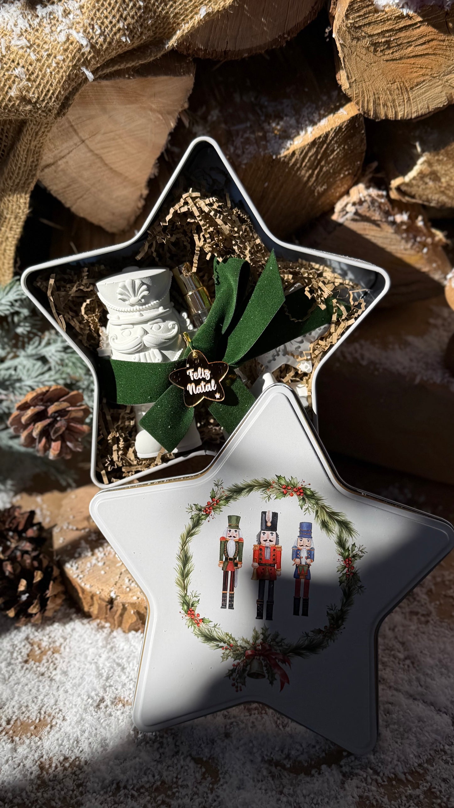 Estrela Encantada | Lata Natalícia com Peças Decorativas