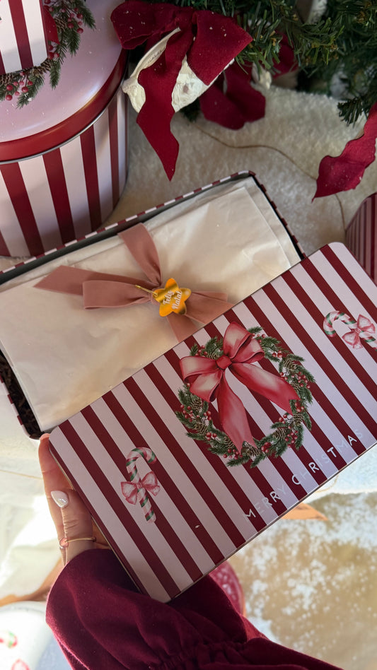 Um Laço de Magia | Lata Natalícia com Peça Decorativa em Gesso Perfumado