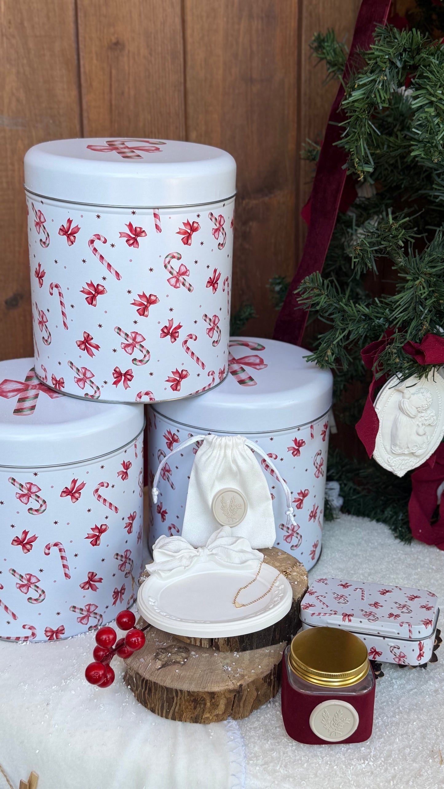 Laços de Natal | Lata Natalícia com Peça Decorativa em Gesso Perfumado