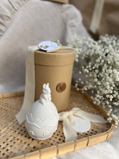 Ovo de Páscoa c/ Coelho em gesso